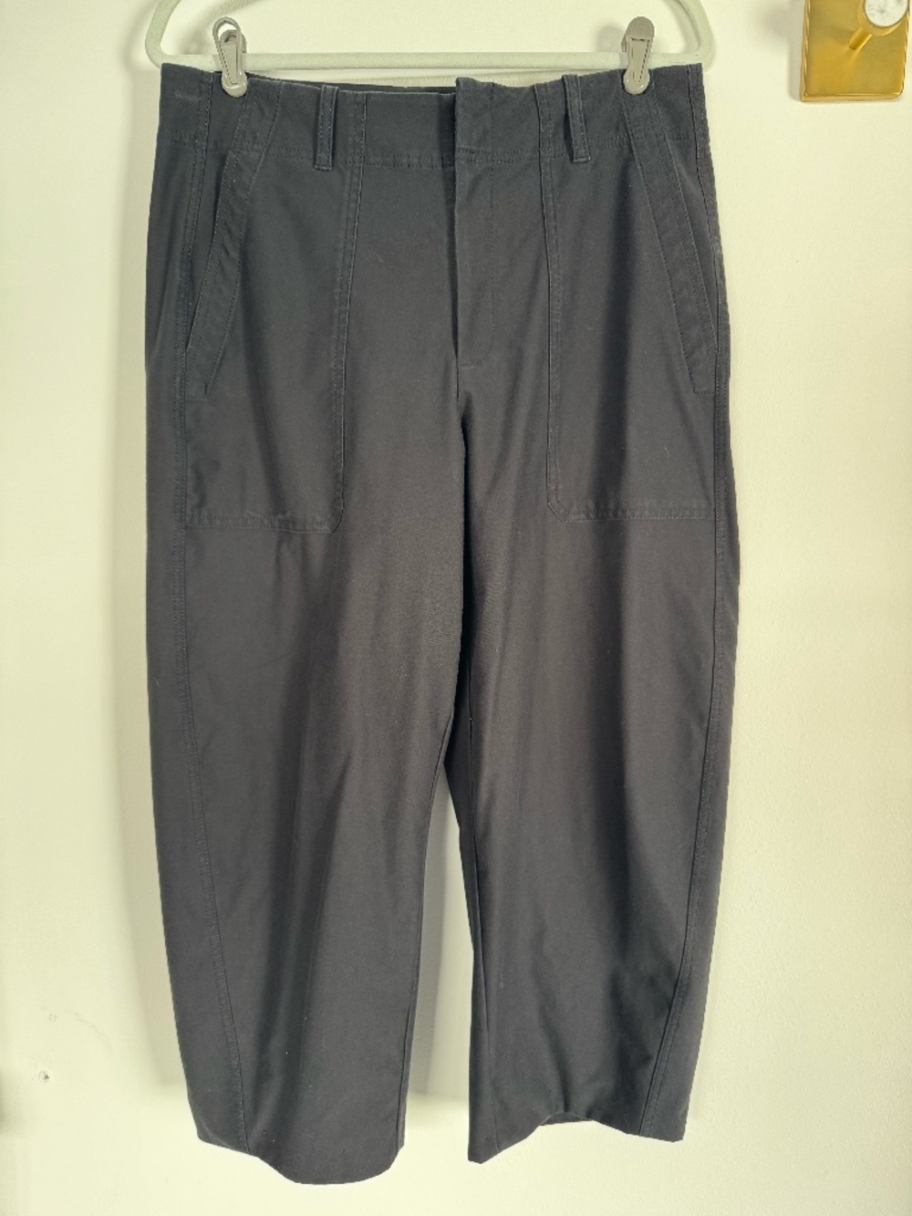 Athleta Skyline High Rise Barrel Leg Pant Black Large Petite GUC